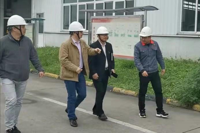 中國復合材料工業協會秘書長孟弋潔結束在川渝地區走訪調研