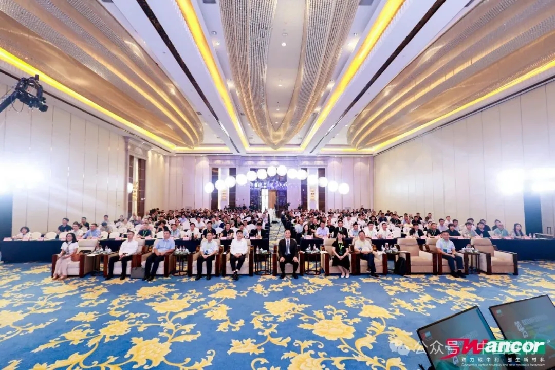 共筑綠色未來：上緯新材成功舉辦2025低碳復合材料行業綠色轉型論壇