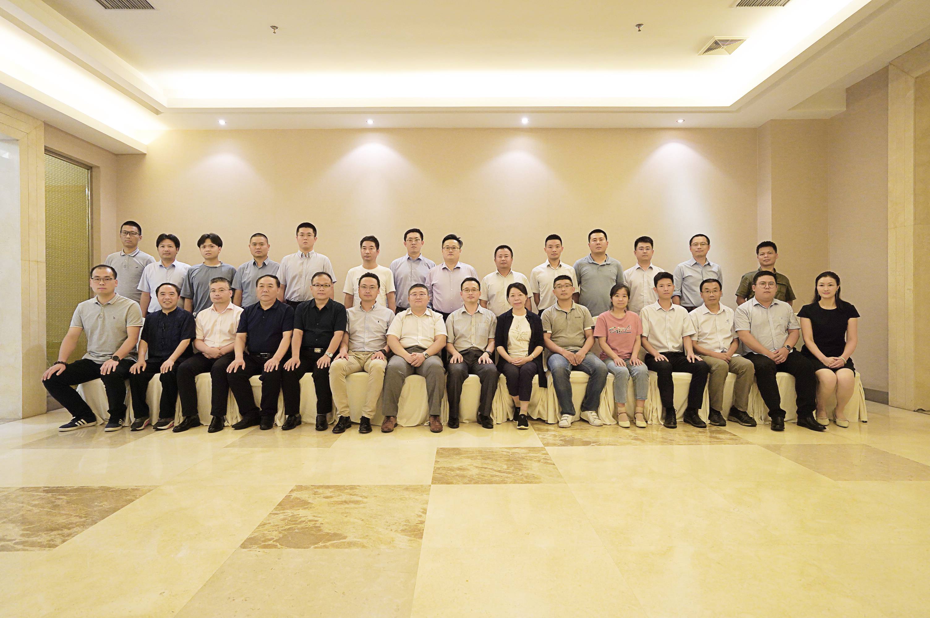 中國復合材料工業協會復合材料維修、檢測與回收專委會成立會議在鹽城召開 中國復合材料工業協會復合材料維修、檢測與回收專委會成立會議在鹽城召開