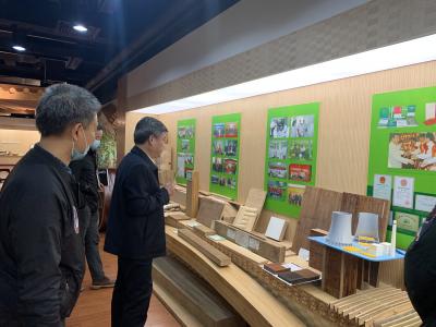 中國復合材料工業協會先進復合材料專委會部分在京專家赴國際竹藤中心學習交流