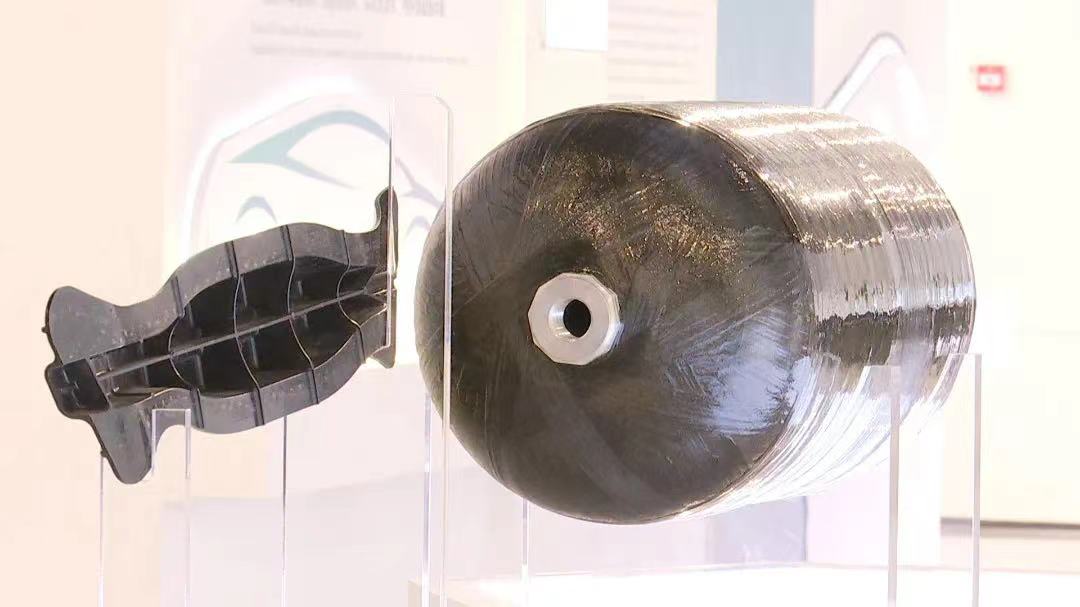 HRC將加速建設年產萬件IV型碳纖維儲氫瓶示范線 HRC將加速建設年產萬件IV型碳纖維儲氫瓶示范線