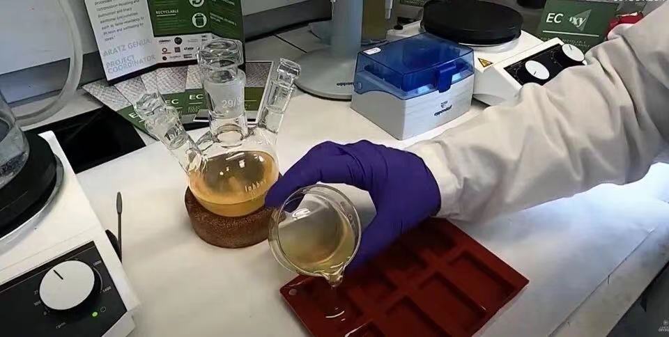 100%的生物源熱固性復合材料經過太空測試 100%的生物源熱固性復合材料經過太空測試