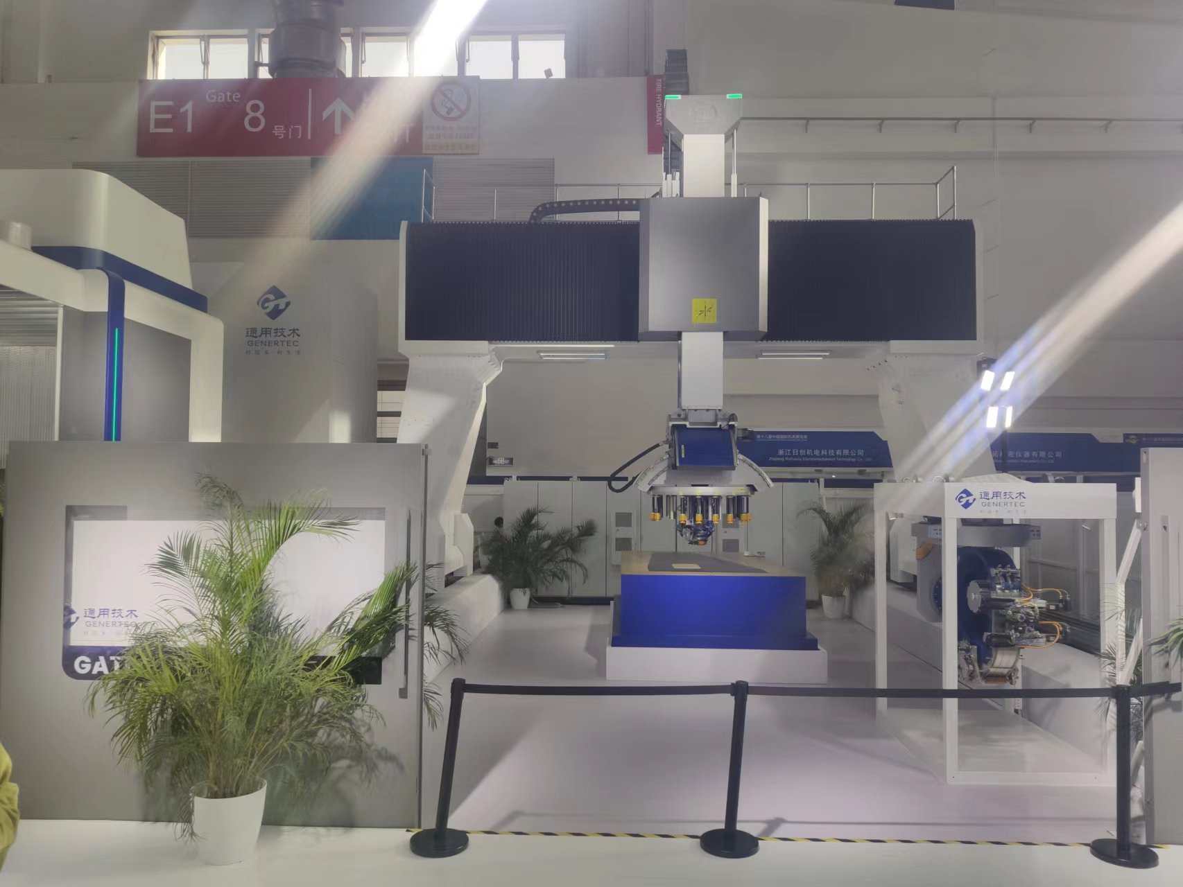 中國復(fù)合材料工業(yè)協(xié)會駐會副會長趙俊山帶隊調(diào)研齊二機(jī)床廠 中國復(fù)合材料工業(yè)協(xié)會駐會副會長趙俊山帶隊調(diào)研齊二機(jī)床廠