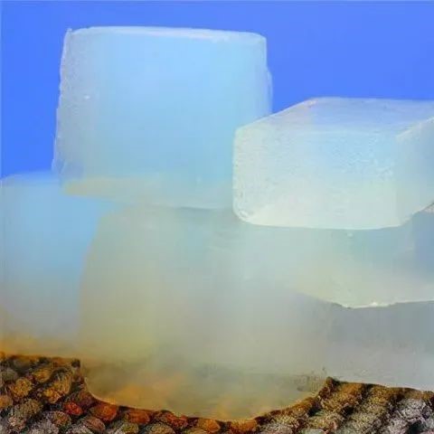 氣凝膠在新能源汽車電池電芯上的應(yīng)用