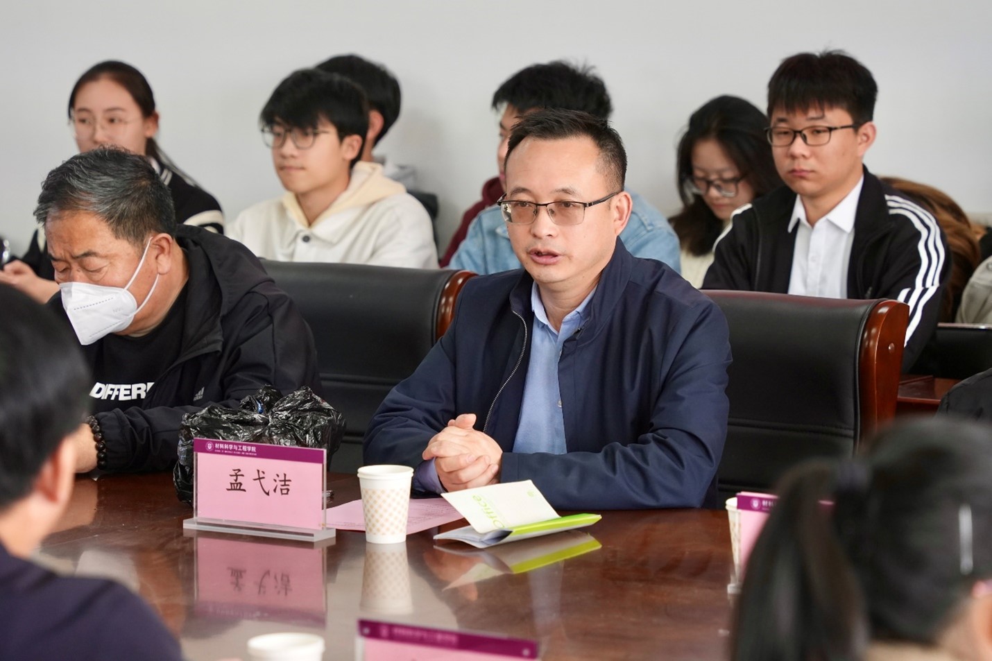 天津工業(yè)大學(xué) “中國(guó)復(fù)合材料工業(yè)協(xié)會(huì)復(fù)材專(zhuān)業(yè)獎(jiǎng)學(xué)金” 捐贈(zèng)暨頒發(fā)儀式圓滿完成