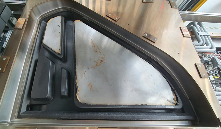 SMV 復(fù)合材料 “接棒” SMC，開啟直升機門殼輕量化新時代