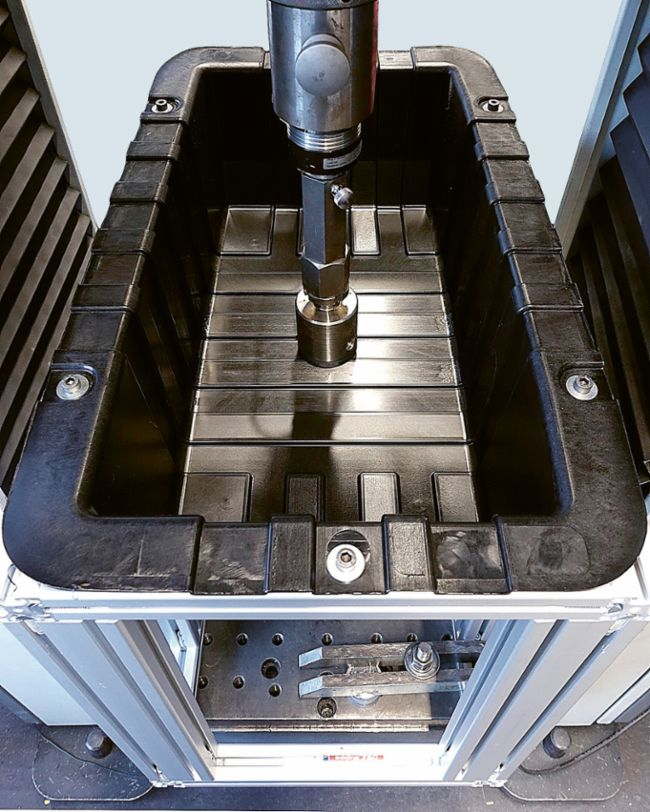 保時(shí)捷TABASKO技術(shù)引領(lǐng)汽車輕量化革命：碳纖維精準(zhǔn)強(qiáng)化助推可持續(xù)制造?