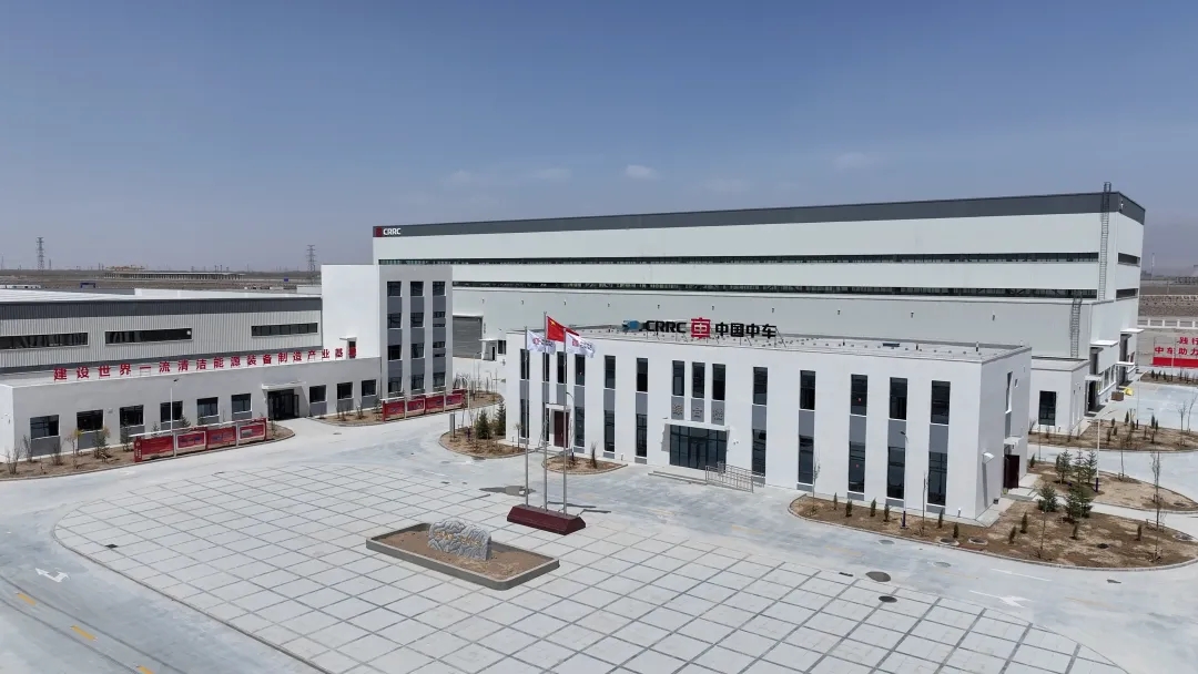 中車青海造首臺套高原風電機組成功下線 中車青海造首臺套高原風電機組成功下線