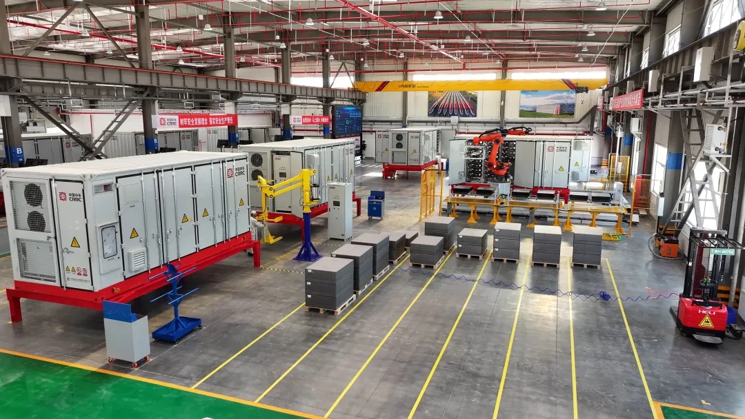 中車青海造首臺套高原風電機組成功下線 中車青海造首臺套高原風電機組成功下線