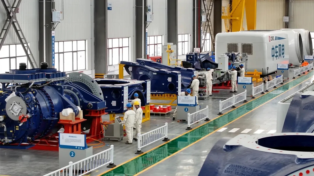 中車青海造首臺套高原風電機組成功下線 中車青海造首臺套高原風電機組成功下線