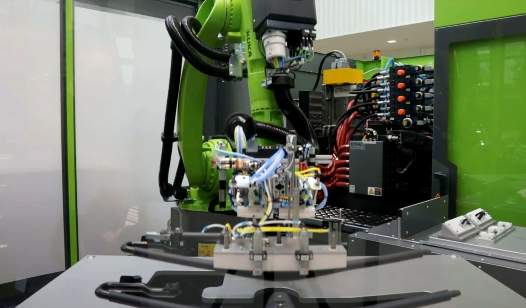 Engel全集成注塑系統快速制造空心復合材料部件