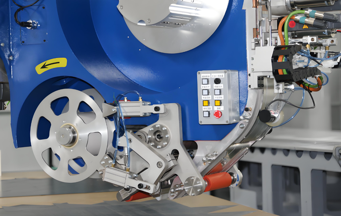 給飛機“織”出輕量骨架-復合材料鋪放設備撐起航空制造新藍海