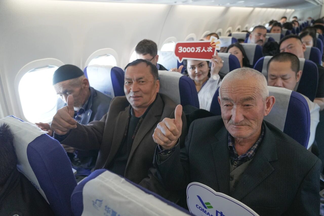 C909飛機載客突破3000萬人次 C909飛機載客突破3000萬人次