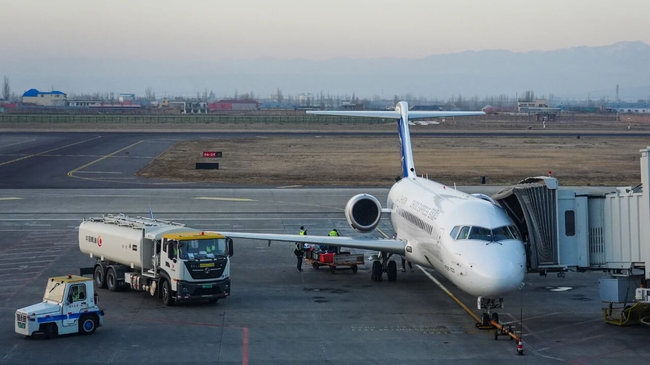 C909飛機載客突破3000萬人次 C909飛機載客突破3000萬人次